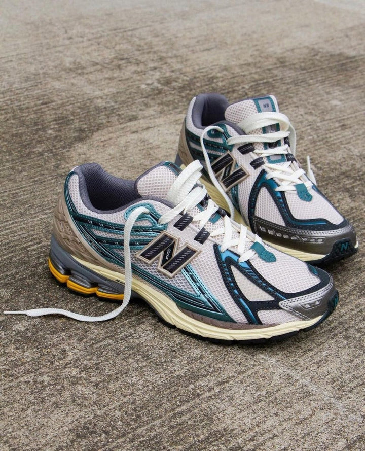 New Balance 1906R Metallic Teal