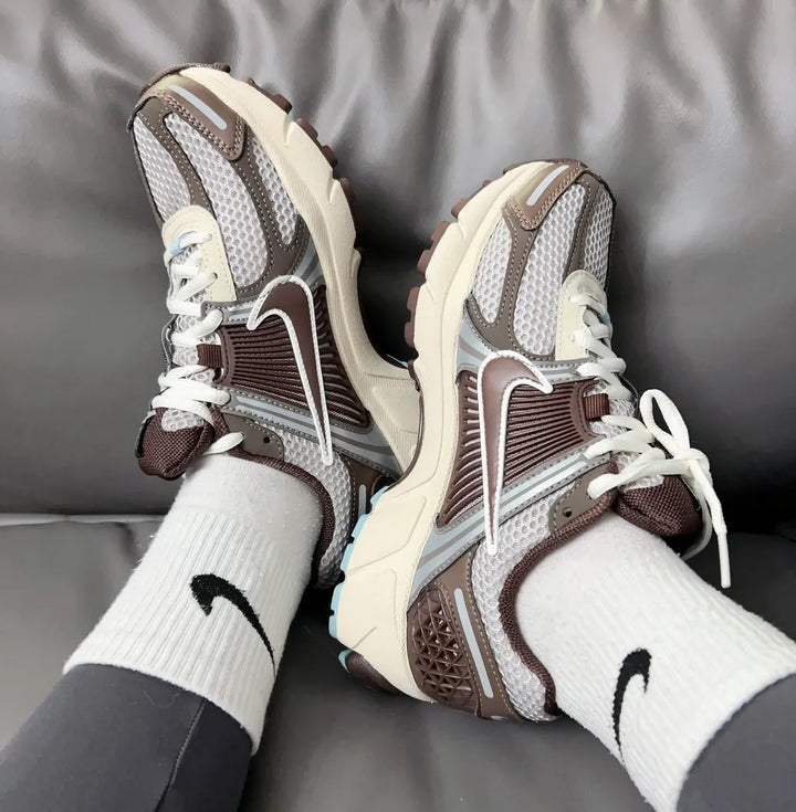 Nike Zoom Vomero 5 Earth Fossil